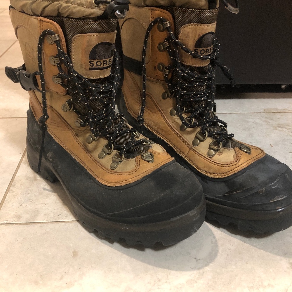 Sorel conquest men’s winter boot